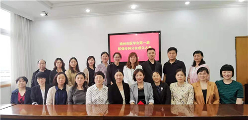 1624237307890241.jpg 2.jpg